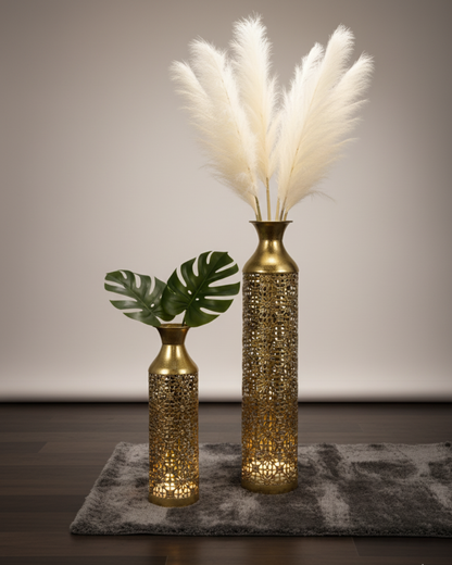 The Obsidian-Gold Contour Vase